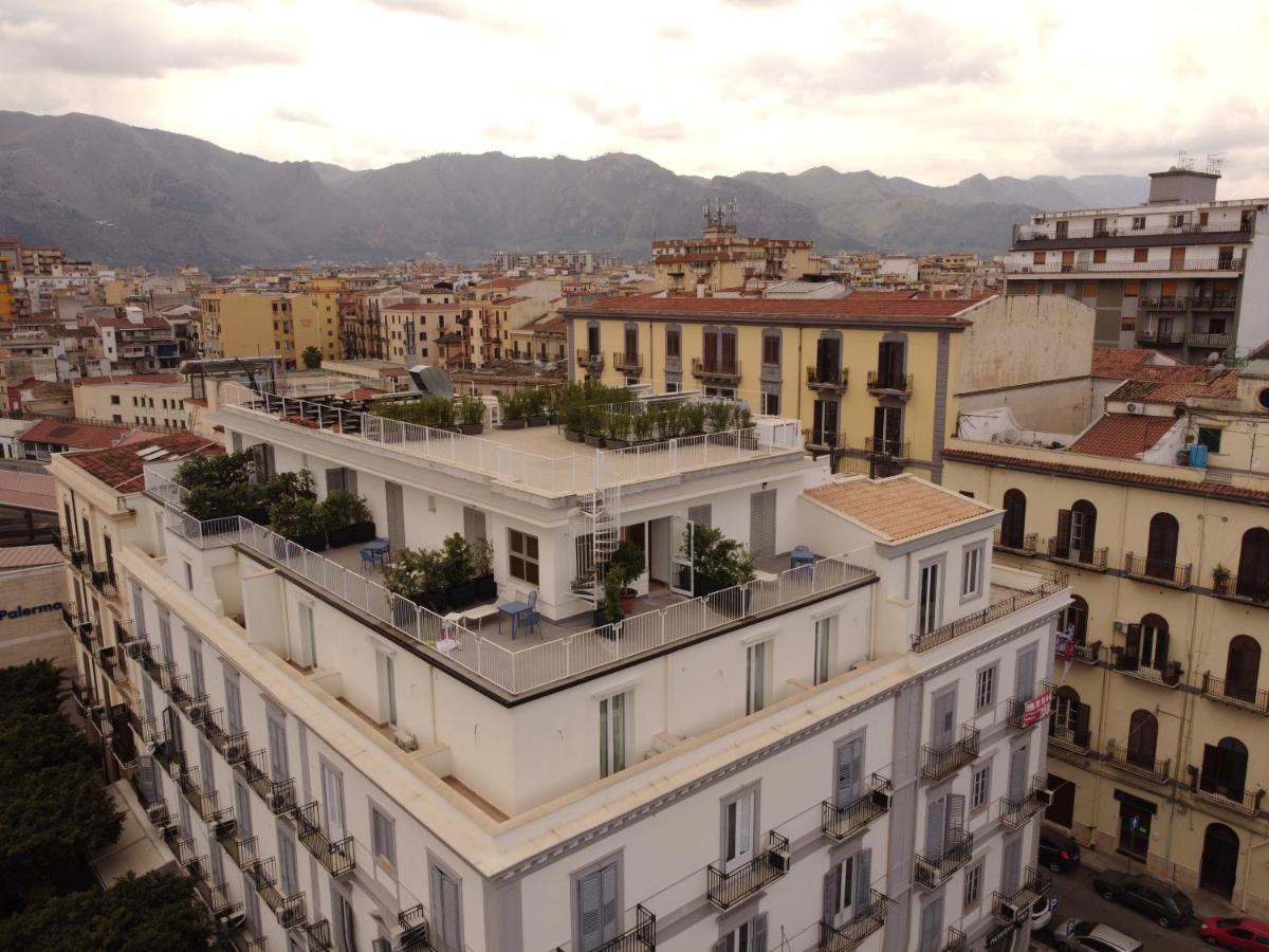 Attico 37 - Comfort Room Con Terrazza Privata Palermo Bagian luar foto